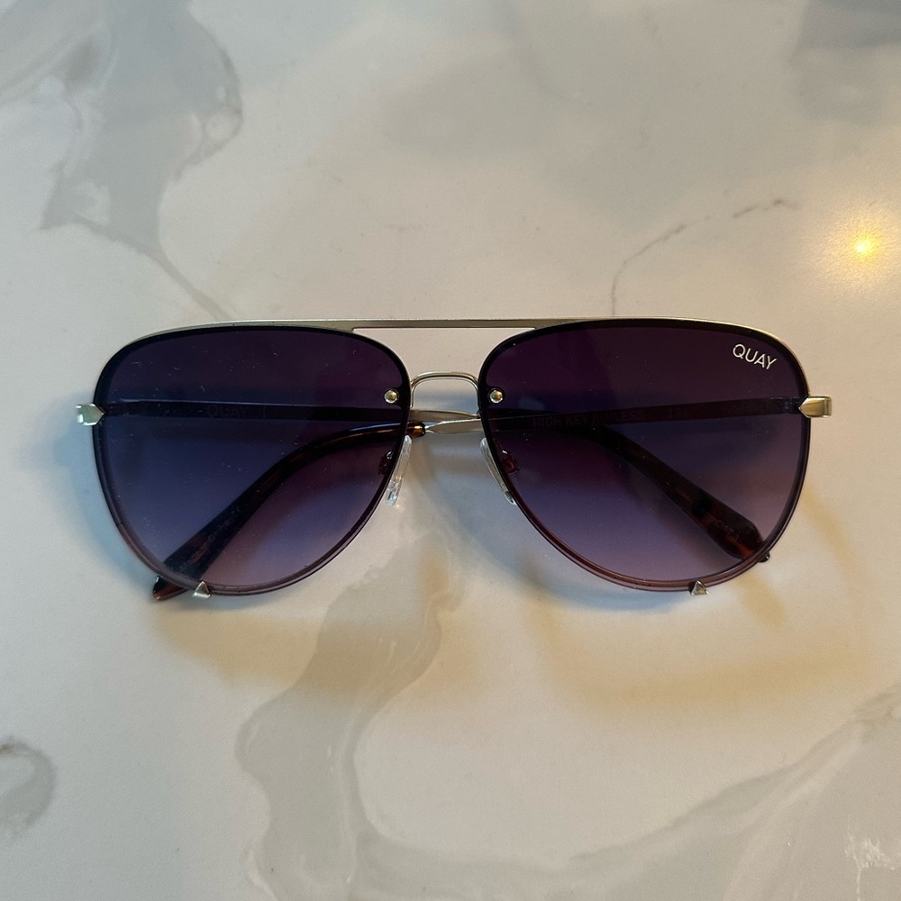 Quay Australia Dark Purple/Blue Aviator Sunglasses